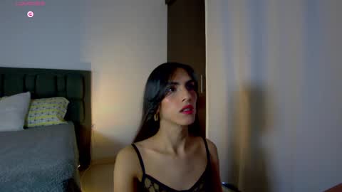Alana Tobias online show from June 4, 8:15 pm