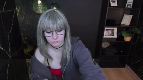 Snapshot of alana_soft chatting on February 6, 7:12 am Alana online show from February 6, 7:12 am