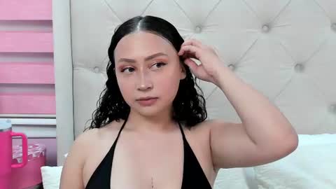 Alana  online show from July 28, 9:58 pm