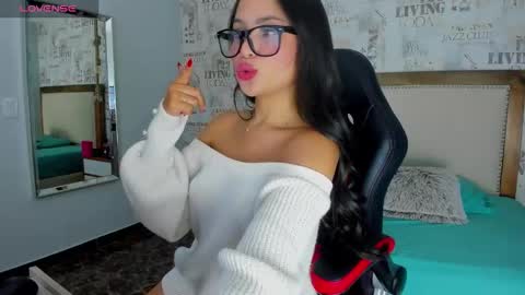  ALANA online show from November 5, 2:55 am