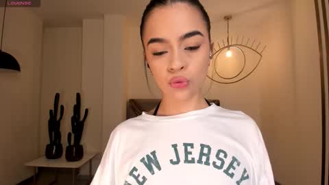 Alana online show from September 23, 11:46 am