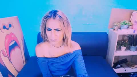 alanadelray online show from January 31, 7:07 am