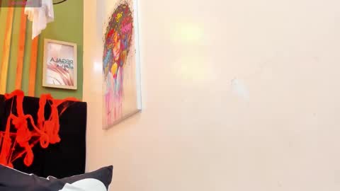 Snapshot of alanalove19 chatting on October 16, 8:15 am Alana online show from October 16, 8:15 am