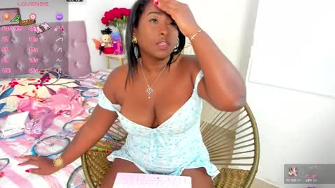 Snapshot of alanavega12 chatting on February 25, 2:22 pm alana online show from February 25, 2:22 pm