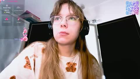 Stella online show from December 14, 8:09 am