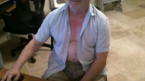 Snapshot of alanlee10allen chatting on June 27, 4:12 pm Alanlee10allen online show from June 27, 4:12 pm