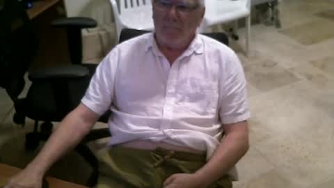 Snapshot of alanlee10allen chatting on July 9, 12:42 pm Alanlee10allen online show from July 9, 12:42 pm