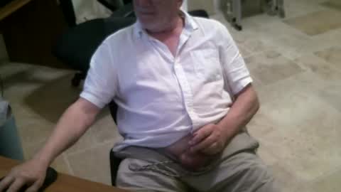 Snapshot of alanlee10allen chatting on July 25, 2:14 pm Alanlee10allen online show from July 25, 2:14 pm