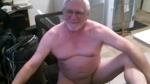 Snapshot of alanlee10allen chatting on July 31, 9:03 pm Alanlee10allen online show from July 31, 9:03 pm