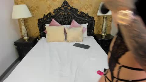 Snapshot of alanna_blaze chatting on March 5, 6:59 pm alanna_blaze online show from March 5, 6:59 pm