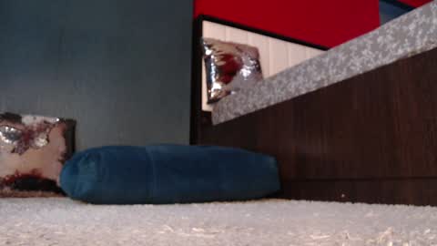 Alanna online show from December 5, 9:06 am