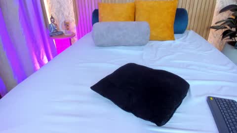 Alanna  online show from December 7, 7:38 am