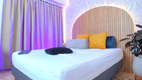 Alanna  online show from December 14, 3:29 am