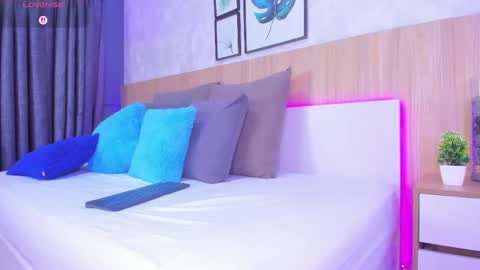 Alanna  online show from September 13, 2:33 am