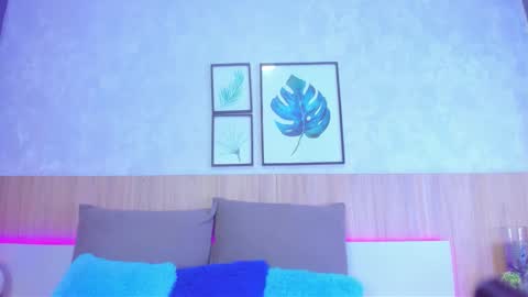 Alanna  online show from November 7, 4:01 am