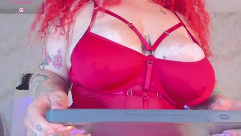 Snapshot of alanna_hank chatting on April 15, 1:12 am Alanna online show from April 15, 1:12 am