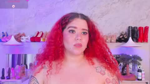 Snapshot of alanna_hank chatting on June 7, 2:10 pm Alanna online show from June 7, 2:10 pm