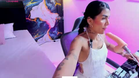 Alana online show from June 13, 7:23 pm