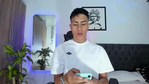 alannaughty_ online show from November 30, 11:20 pm