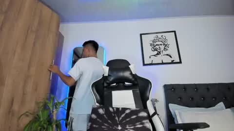 alannaughty_ online show from July 9, 11:31 pm
