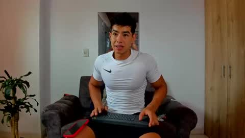 Alan online show from July 1, 4:40 pm