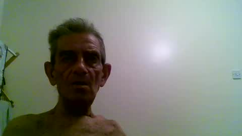 Snapshot of alarism chatting on June 24, 1:21 pm alarism online show from June 24, 1:21 pm