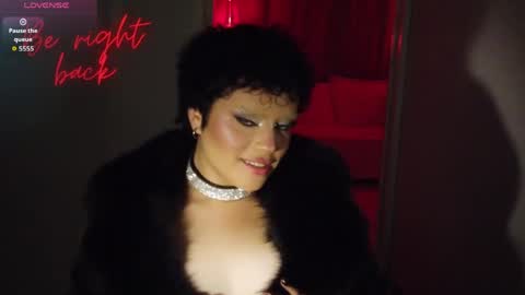 Snapshot of alaska_deluxe chatting on June 8, 4:35 am alaska online show from June 8, 4:35 am