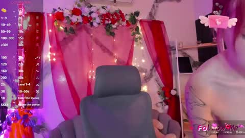 Snapshot of alaskaflowers_ chatting on May 15, 3:35 am Alaska online show from May 15, 3:35 am