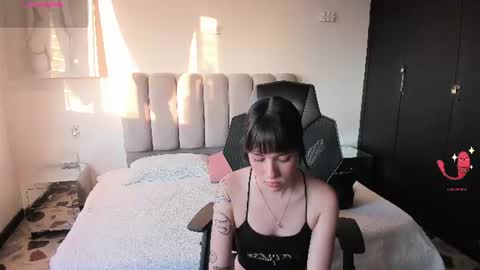 Snapshot of alaskaflowers_ chatting on July 21, 10:56 pm Alaska online show from July 21, 10:56 pm