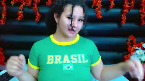 AlaSmith  online show from January 19, 4:44 am