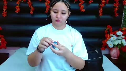 AlaSmith  online show from January 23, 2:12 am