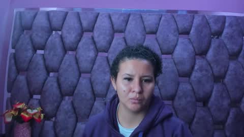 AlaSmith  online show from November 16, 1:55 am