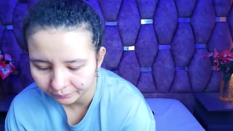 Snapshot of alasmith_ chatting on June 8, 2:23 am AlaSmith online show from June 8, 2:23 am