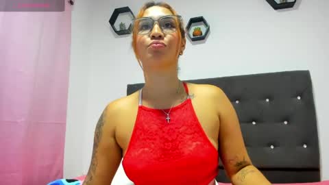 Snapshot of alba_grey chatting on May 15, 10:50 pm alba online show from May 15, 10:50 pm