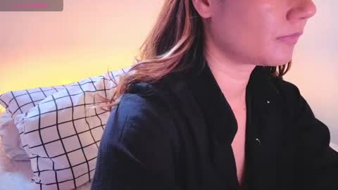 alba_toro535670 online show from May 28, 12:24 pm
