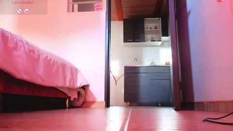 alba_toro535670 online show from July 16, 12:33 pm