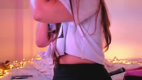 alba_toro535670 online show from July 28, 12:48 pm