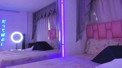 albaandthayron online show from December 14, 12:12 pm