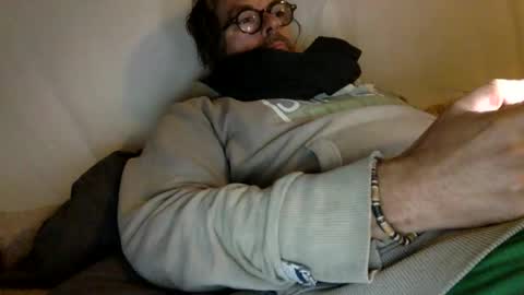 albandant online show from October 18, 8:59 am