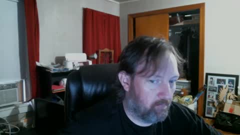 Snapshot of alberik2316 chatting on October 12, 3:22 pm Alberik online show from October 12, 3:22 pm