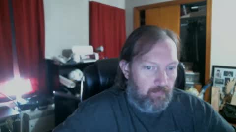 Snapshot of alberik2316 chatting on November 1, 3:14 pm Alberik online show from November 1, 3:14 pm