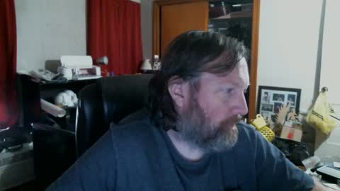 Snapshot of alberik2316 chatting on November 15, 4:14 pm Alberik online show from November 15, 4:14 pm