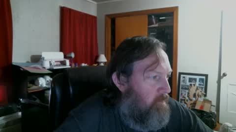 Snapshot of alberik2316 chatting on February 21, 5:14 pm Alberik online show from February 21, 5:14 pm