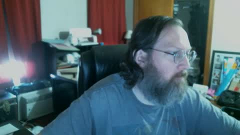 Snapshot of alberik2316 chatting on February 28, 6:53 pm Alberik online show from February 28, 6:53 pm