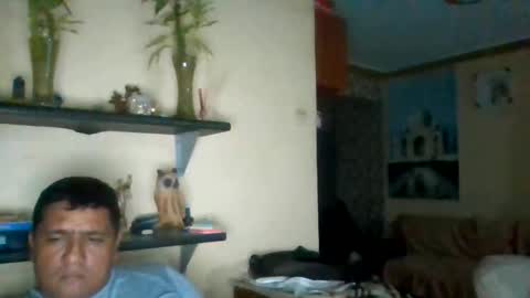 Snapshot of albert19891 chatting on June 3, 7:44 am albert19891 online show from June 3, 7:44 am