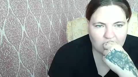 AlbertaAndSharon online show from July 14, 11:49 am