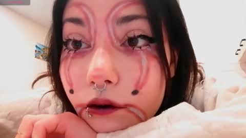 Snapshot of alberthamazierski chatting on October 11, 5:11 pm Im Katrina online show from October 11, 5:11 pm