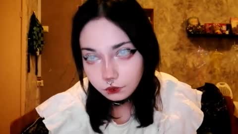 Snapshot of alberthamazierski chatting on October 22, 5:45 pm Im Katrina online show from October 22, 5:45 pm