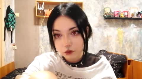 Snapshot of alberthamazierski chatting on October 27, 5:28 pm Im Katrina online show from October 27, 5:28 pm