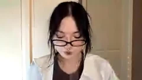 Snapshot of alberthamazierski chatting on November 24, 5:01 pm Im Katrina online show from November 24, 5:01 pm